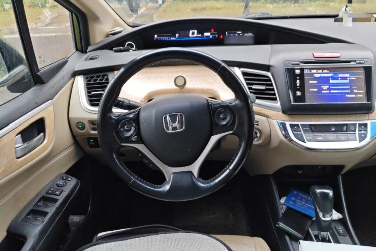 Used Honda Jade 2013 1.8L CVT Luxury Edition 5 seats