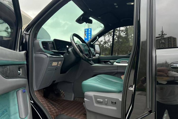 Used Juntian Black Warrior Youth 2025 2.0T Gasoline Top-of-the-Line Version