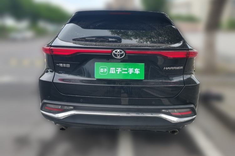 Used Toyota Harrier 2022 2.0L CVT Two-Wheel Drive Luxury Edition

