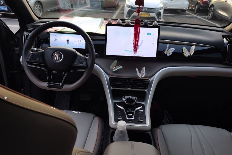 Used BYD Song Pro New Energy 2024 HONOR Edition DM-i 110KM Beyond Model