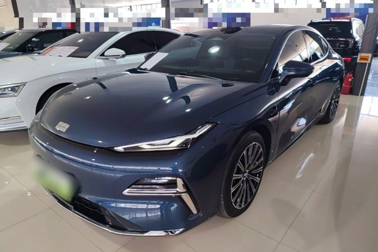 Used Geely Galaxy 8 2025 130km EM-P Starship Edition