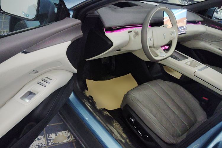 Used Deepal L07 2024 230Max Qiankun Intelligent Driving ADS SE Range-Extended Version
