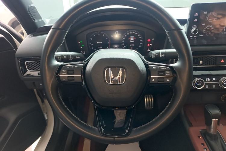 Used Honda Civic 2022 240TURBO CVT Dynamic Edition
