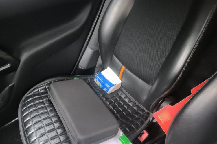 Used smart fortwo 2011 1.0 MHD Convertible Orange Edition Left Rear Seat