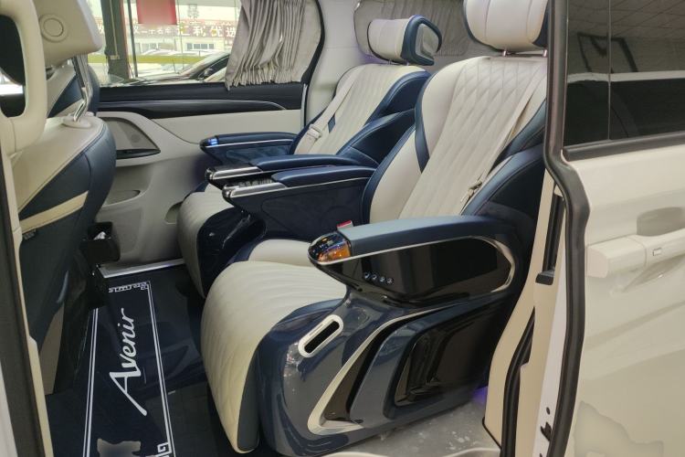 Used Buick GL8 2023 ES Lu Zun Comfort Model
