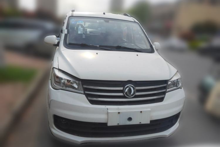 Used Dongfeng Fengon 330 2016 1.5L Manual Enjoyment Model DK15 Front