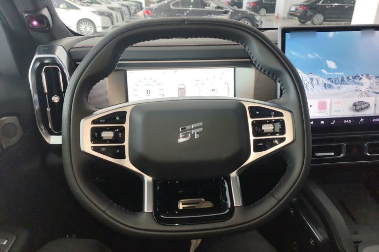 Used JETOUR Traveler 2025 2.0TD DCT XWD Cross+