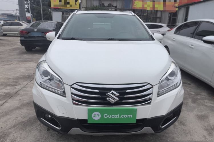 Used Suzuki S-Cross 2014 1.6L CVT Four-Wheel Drive Luxury Version
