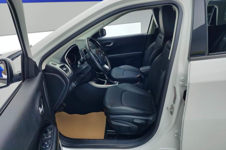 Used Jeep Compass 2019 200T Automatic Family Edition - Connected Large Screen Version