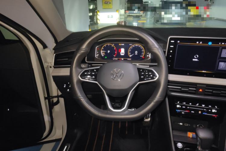 Used Volkswagen Tiguan L 2023 Restyled 330TSI Automatic Two-Wheel Drive R-Line Flagship Edition Steering Wheel