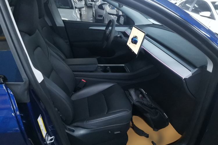 Used Tesla Model Y 2024 Rear-Wheel-Drive Version