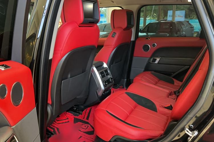 Used Land Rover Range Sport 2022 3.0 L6 YAO Black Edition Interior 2
