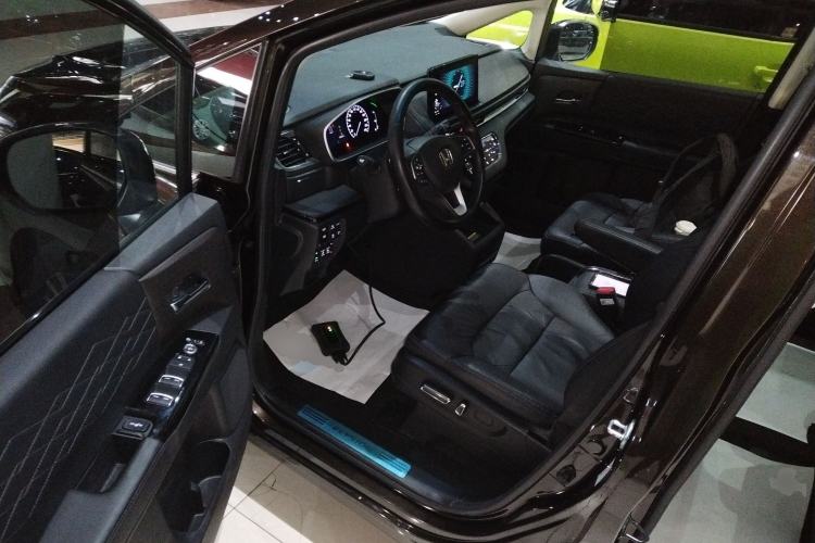 Used Honda Elysion 2024 2.0L eHEV Luxury Edition