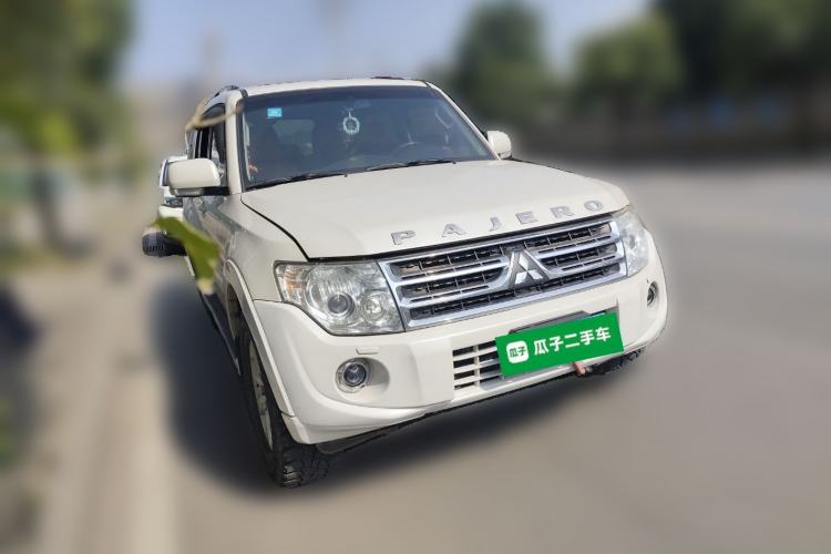 Used Mitsubishi Pajero 2014 3.0L Luxury Edition
