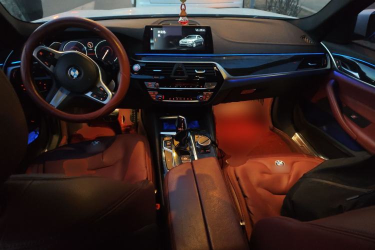 Used BMW 5 Series 2018 Facelifted 530Li xDrive M Sport Package