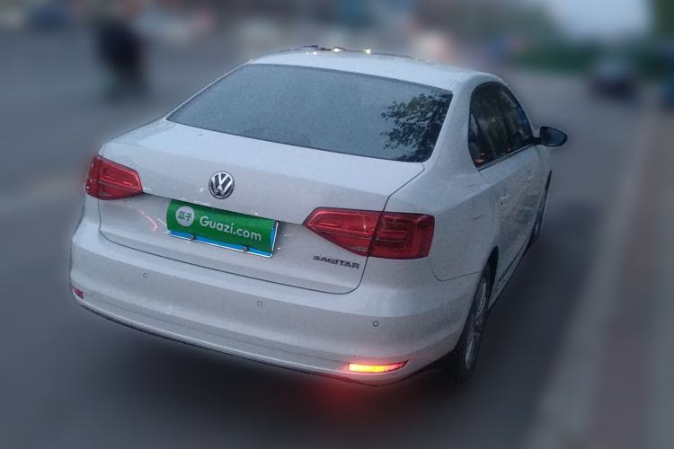 Used Volkswagen Sagitar 2015 1.6L Automatic Comfort Model Rear Right 45 Deg