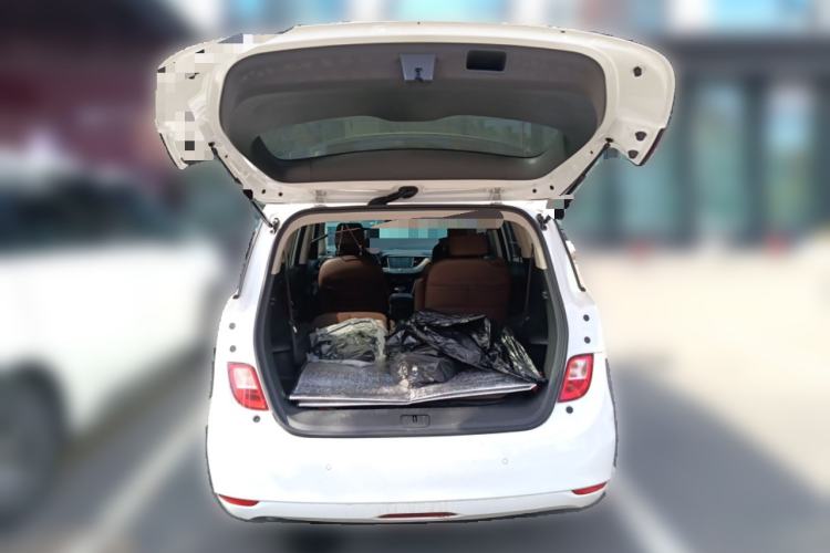 Used Buick GL6 2019 18T 6-Seater Connected Luxury Version China VI Standard Trunk