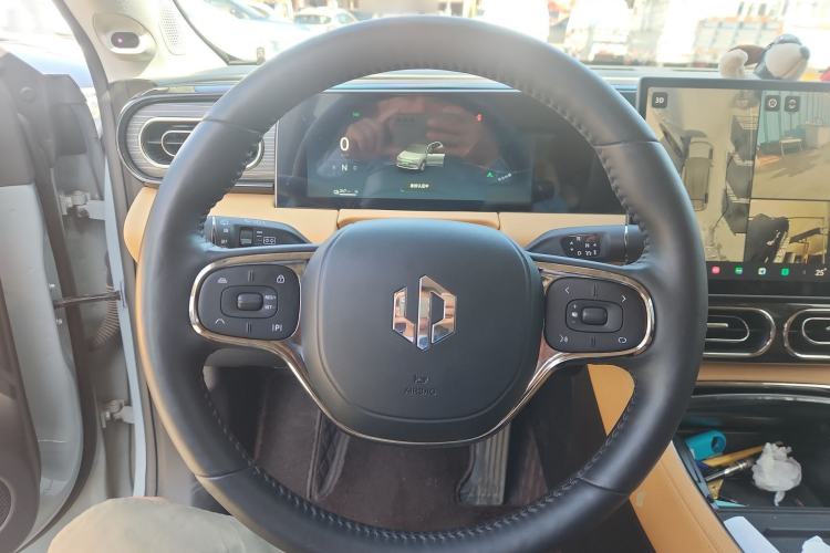 Used Leapmotor C11 2024 All-Electric 580 Luxury Edition Steering Wheel