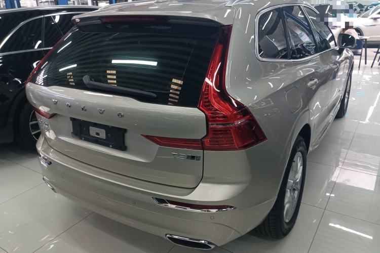 Used Volvo XC60 2021 T5 4x4 Smart Luxury Edition Rear Right 45 Deg