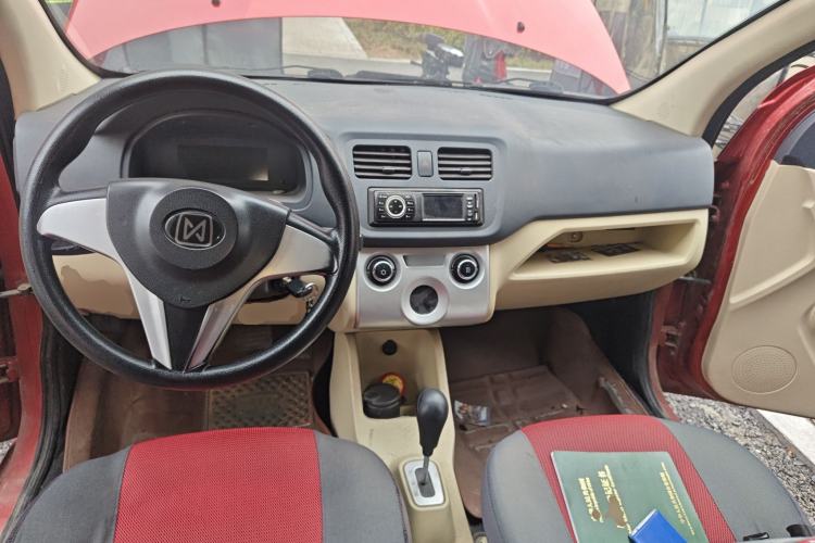 Used JMEV E100B 2016 E100 Standard Model
