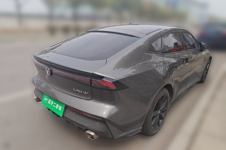 Used Changan UNI-V 2022 1.5T Prestige Version