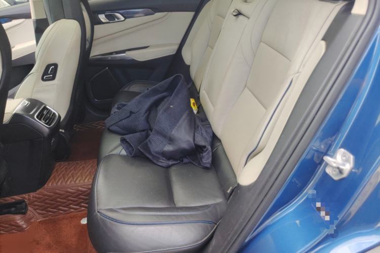 Used Lynk & Co 01 2017 2.0T Two-Wheel Drive Pro Edition Left Rear Seat