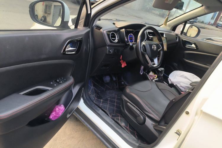 Used Brilliance V3 2016 1.5L Automatic Elite Model
