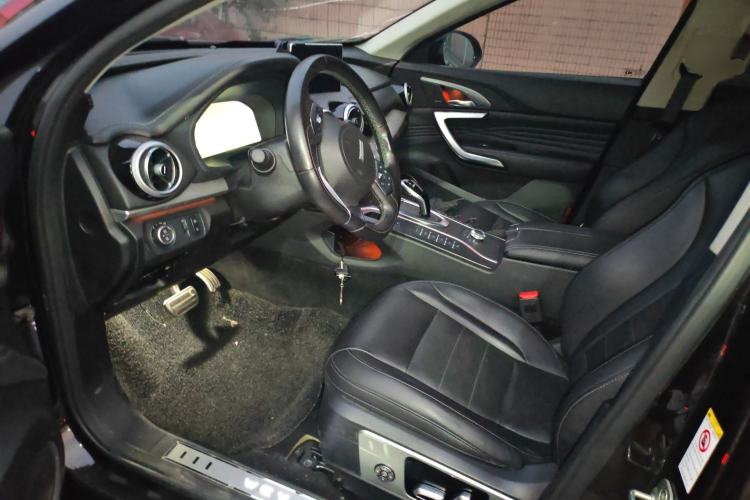 Used Wey VV7 2019 Upgraded Model 2.0T Flagship Version China VI Left Front Seat