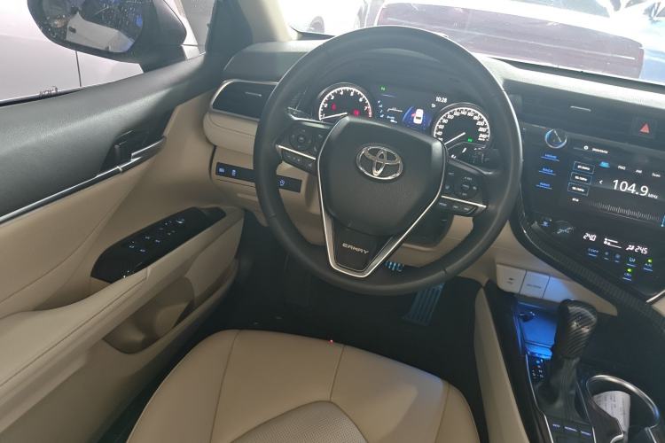 Used Toyota Camry 2019 2.5G Luxury Edition China VI Standard
