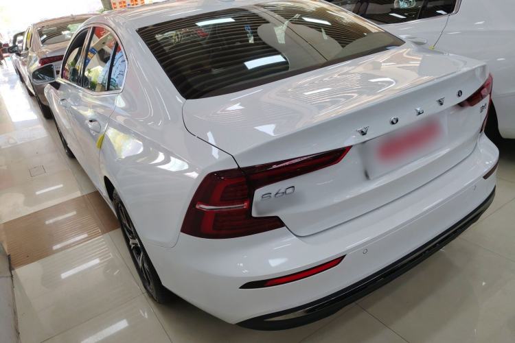 Used Volvo S60 2025 B4 Zhiyi Luxury Edition
