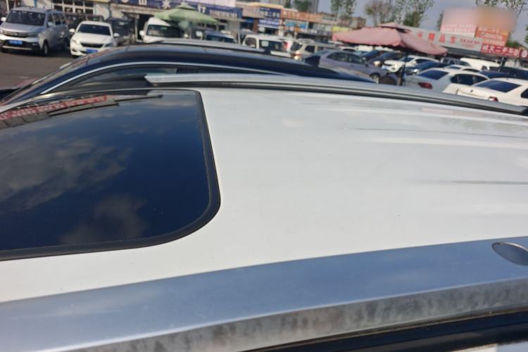 Used Haval H6 2015 Sport Edition 1.5T Automatic Two-Wheel Drive Luxury Model Roof