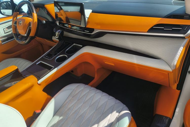 Used Toyota SIENNA 2021 2.5L Hybrid Comfort Edition Interior 11