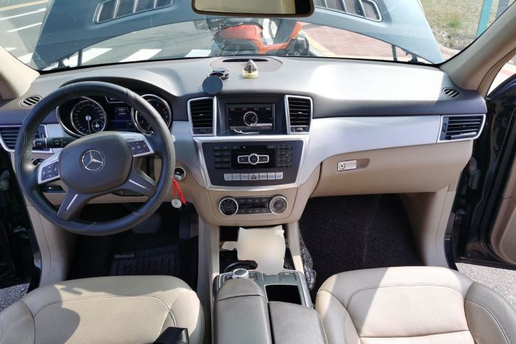 Used Mercedes-Benz M-Class 2012 ML 300