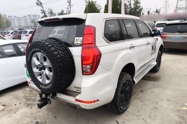 Used Haval H9 2016 2.0T Four-Wheel Drive Elite Version 7 Seats