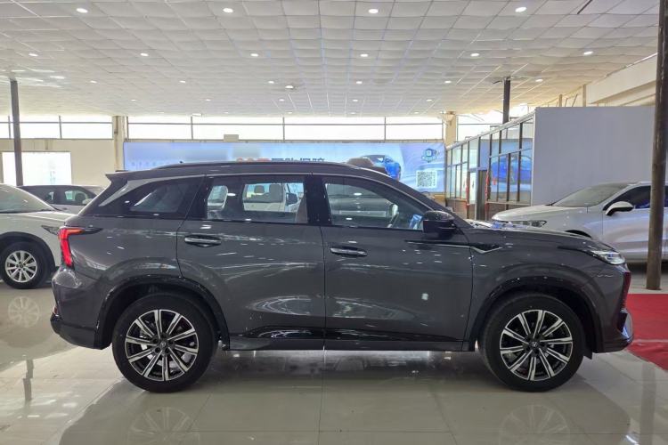 Used CHANGAN CS75 PLUS 2026 Model, Smart Champion Edition 1.5T New Blue Whale Smart Navigation Version Exterior 4