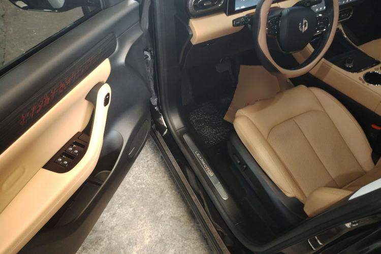 Used Leapmotor C11 2024 All-Electric 580 Luxury Edition
