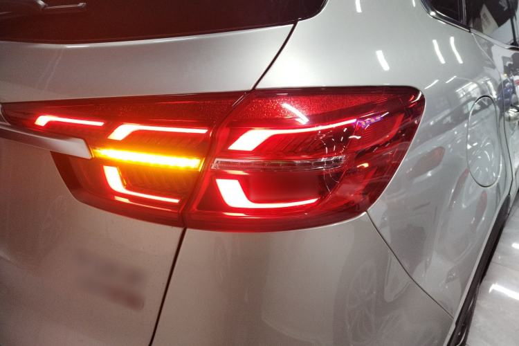 Used Hongqi HS5 2019 2.0T Smart Connect Flagship All-Wheel-Drive Version
