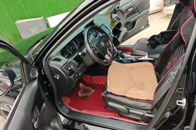 Used Honda Accord 2016 2.0L Comfort Edition
