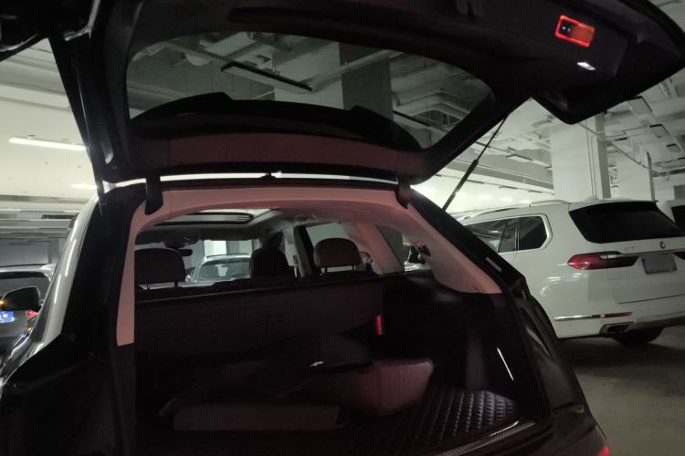 Used Audi Q7 2022 55 TFSI quattro S line Sport model
