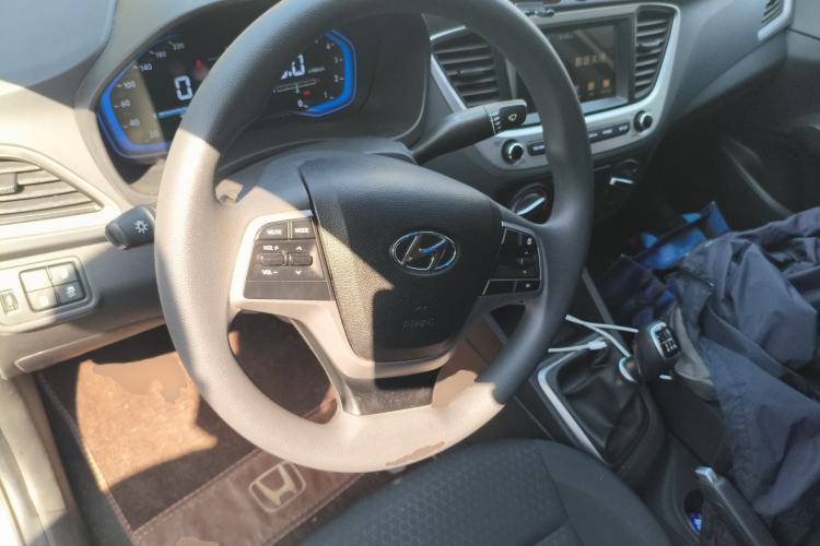 Used Hyundai Verna (new generation) 2020 1.4L Manual GLS Cool Edition
