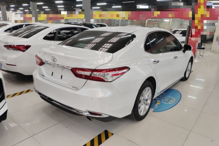 Used Toyota Camry 2023 2.0G Luxury Edition
