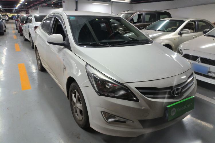 Used Hyundai Verna (older generation) 2016 1.4L Manual Smart GLS Trim