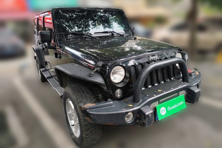 Used Jeep Wrangler 2015 2.8TD Sahara Four-Door Comfort Edition
