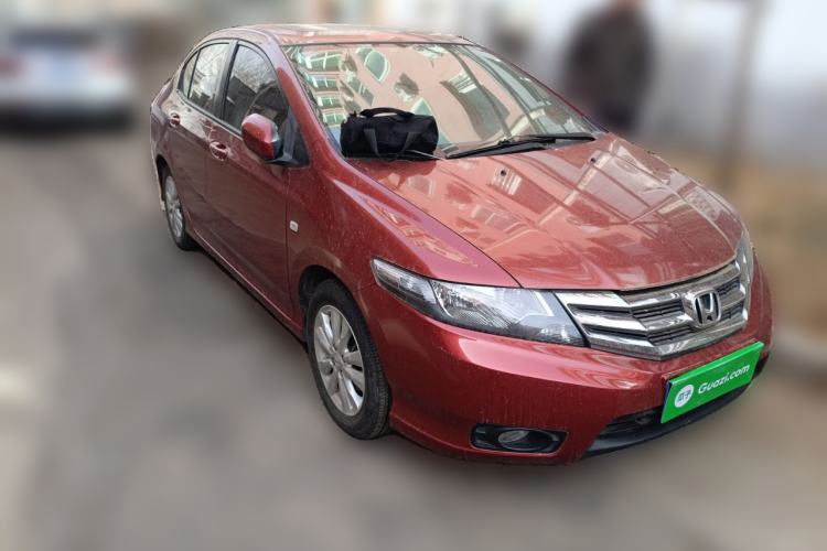 Used Honda City Classic 2012 1.5L manual Elite Edition Front Right 45 Deg