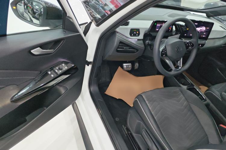 Used Volkswagen ID.3 2024 Pure & Smart Edition
