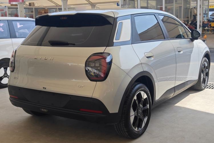 Used AION UT 2025 420 Prestige Edition Rear Right 45 Deg