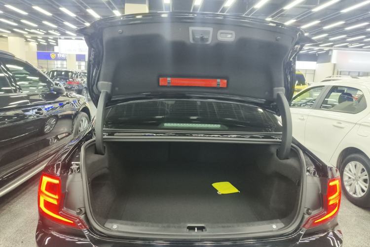 Used Volvo S90 2020 Facelifted T5 Zhiyi Luxury Edition Trunk