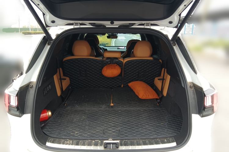 Used Lynk & Co 09 EM-P 2023 2.0TD EM-P Long-Range Version PM 7-Seater Trunk