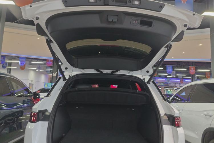 Used BYD Song Pro New Energy 2025 Second-Generation Intelligent Driving Version DM-i 115KM Excellence Edition Trunk