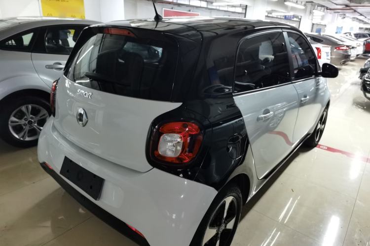Used smart forfour 2018 1.0L 52kW Passion Edition

